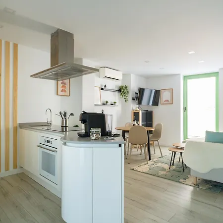 Apartment General Bravo 2a - By Singular Holidays *